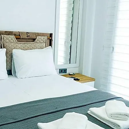 Port Marmaris 이츠멜레르
